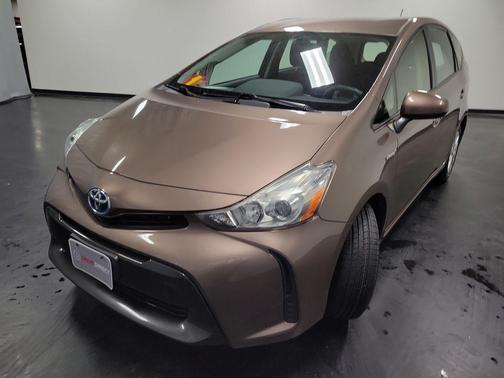 2015 Toyota Prius v Two