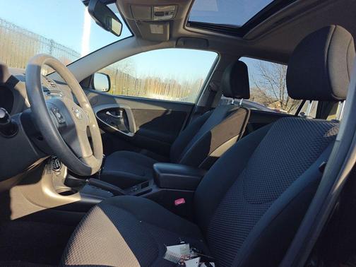 2012 Toyota RAV4 Sport