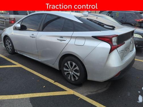 2021 Toyota Prius LE