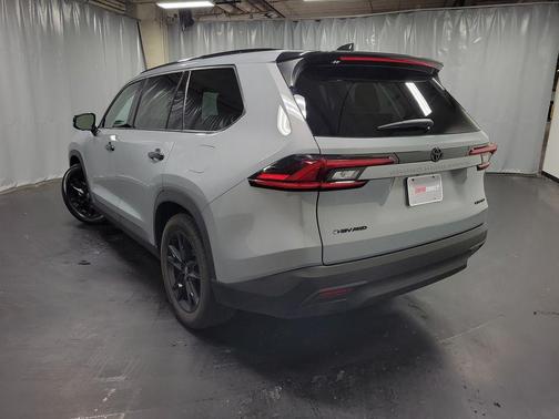 2025 Toyota Grand Highlander Hybrid Nightshade Edition