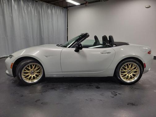 2019 Mazda MX-5 Miata Sport