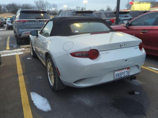 2019 Mazda MX-5 Miata Sport