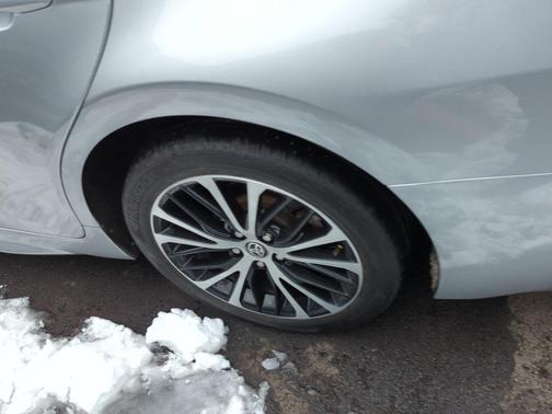 2020 Toyota Camry SE