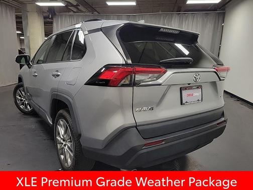 2022 Toyota RAV4 XLE Premium