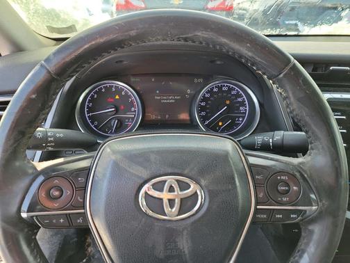 2020 Toyota Camry XLE