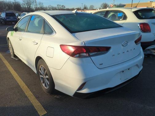 2018 Hyundai SONATA SE