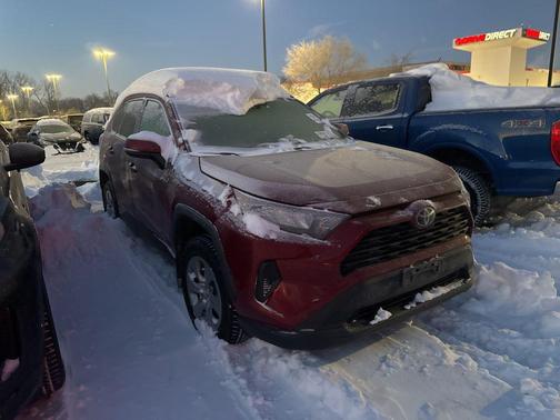 2021 Toyota RAV4 LE