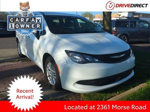 2023 Chrysler Voyager LX