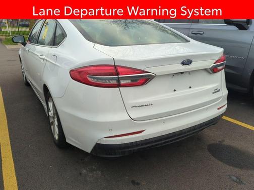 2019 Ford Fusion Hybrid SE