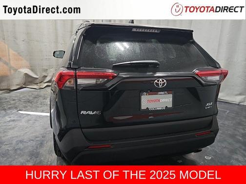 2025 Toyota RAV4 Hybrid XLE