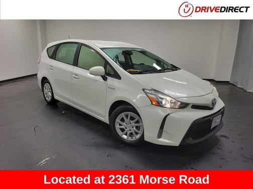 2016 Toyota Prius v Three