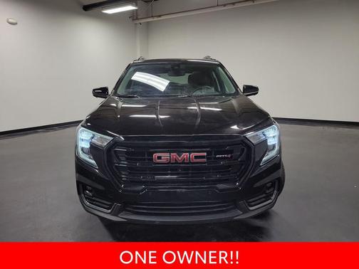 2022 GMC Terrain AWD AT4