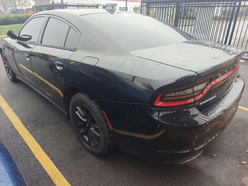 2016 Dodge Charger SXT