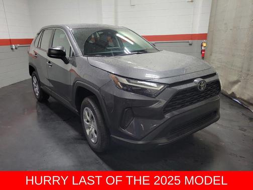 2025 Toyota RAV4 LE