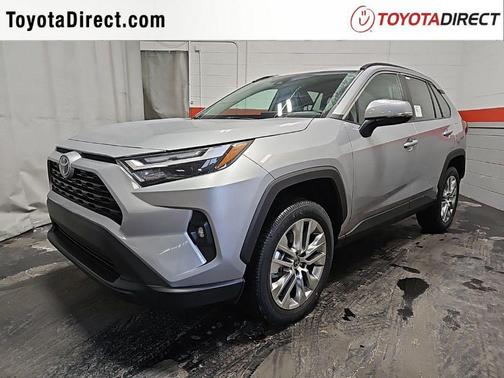 2025 Toyota RAV4 XLE Premium