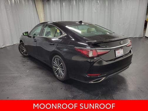 2022 Lexus ES 350 Base