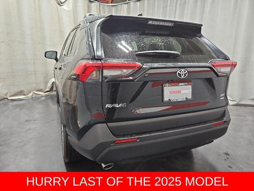 2025 Toyota RAV4 XLE Premium