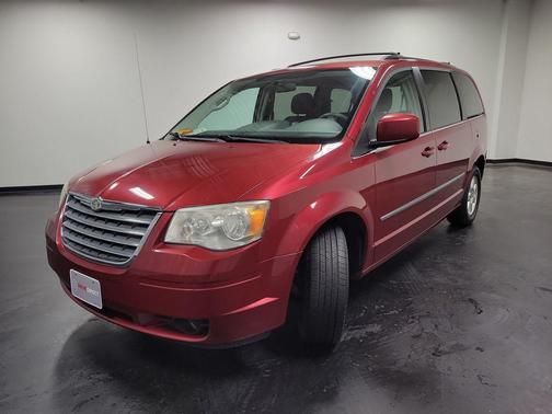 2010 Chrysler Town & Country Touring