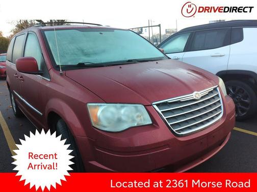 2010 Chrysler Town & Country Touring