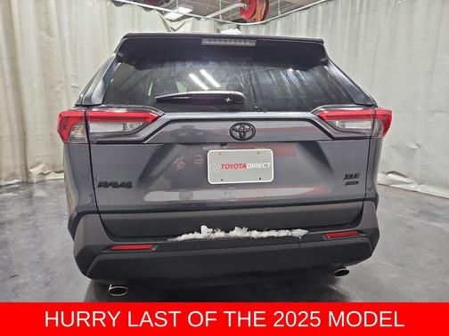 2025 Toyota RAV4 XLE