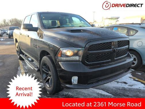 2017 RAM 1500 Night Crew Cab 4x4 5'7' Box