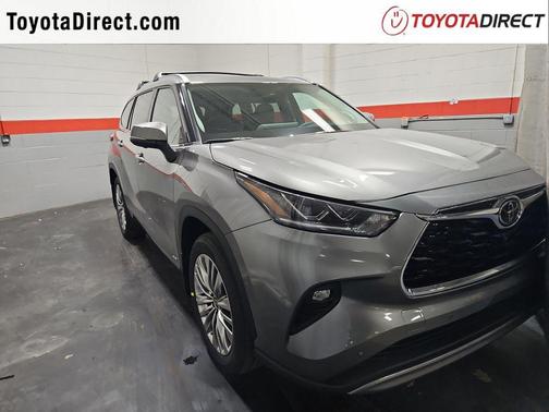 2026 Toyota Highlander Hybrid Platinum