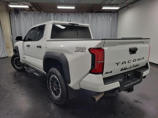 2024 Toyota Tacoma TRD Off Road
