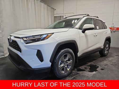 2025 Toyota RAV4 XLE