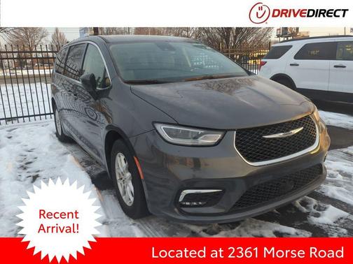 2023 Chrysler Pacifica Touring L