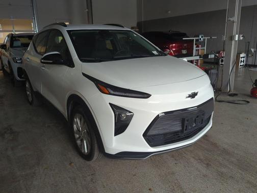 2023 Chevrolet Bolt EUV FWD LT