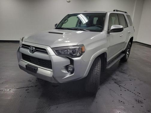 2023 Toyota 4Runner TRD Off Road