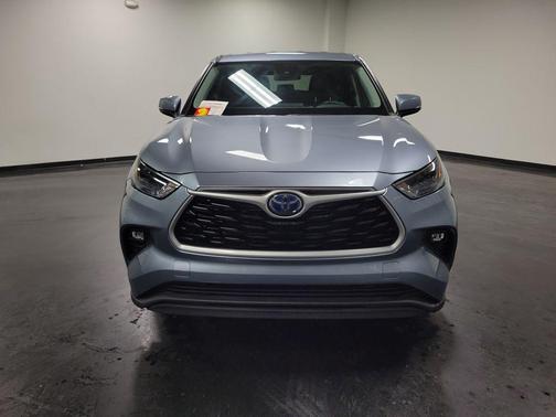 2023 Toyota Highlander Hybrid LE