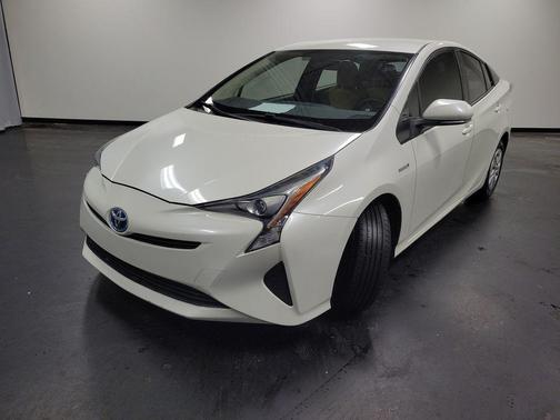 2016 Toyota Prius Two