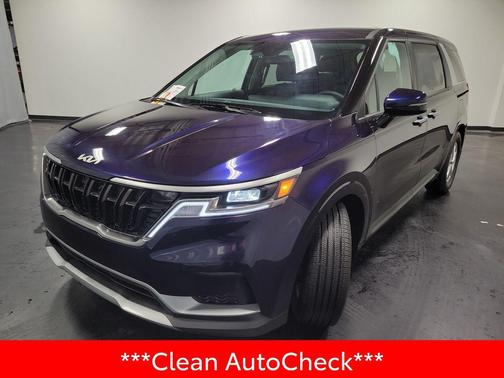 2024 Kia Carnival LX