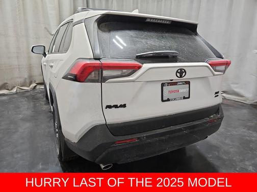 2025 Toyota RAV4 XLE