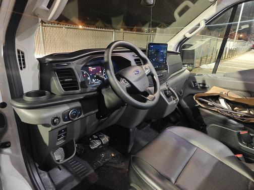 2023 Ford E-Transit T-350 Medium Roof