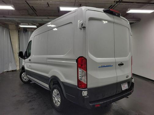 2023 Ford E-Transit T-350 Medium Roof