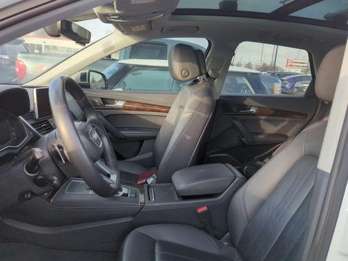 2020 Audi Q5 45 Prestige