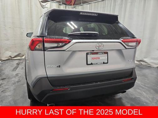 2025 Toyota RAV4 XLE