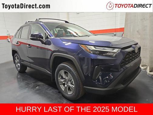 2025 Toyota RAV4 XLE