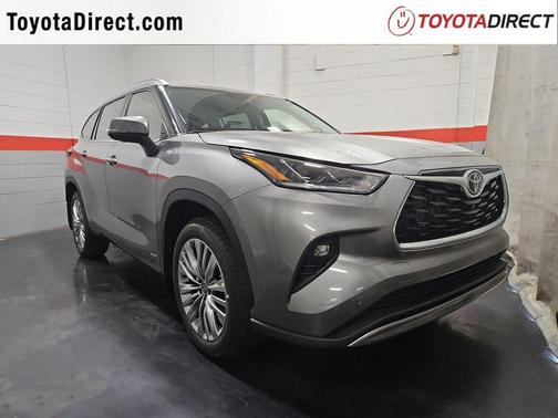 2026 Toyota Highlander Hybrid Platinum