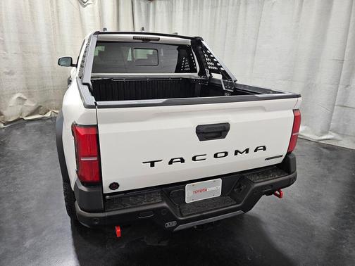2025 Toyota Tacoma Hybrid Trailhunter