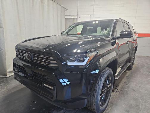 2026 Toyota 4Runner Hybrid Platinum