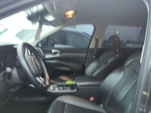 2022 Kia Sorento Hybrid S