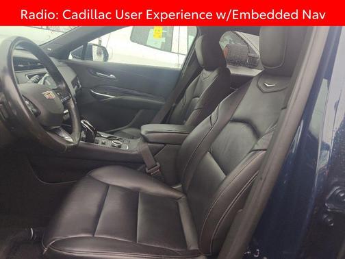 2021 Cadillac XT4 Luxury