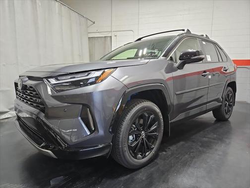 2025 Toyota RAV4 Hybrid SE