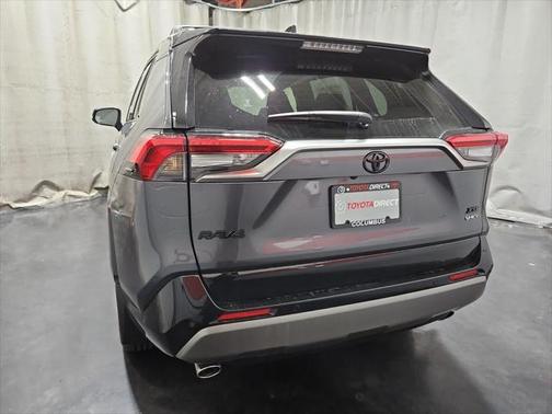 2025 Toyota RAV4 Hybrid SE