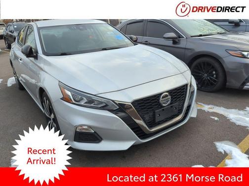 2022 Nissan Altima SR FWD