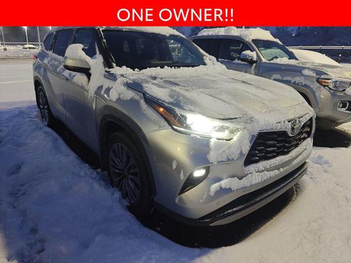 2021 Toyota Highlander Platinum