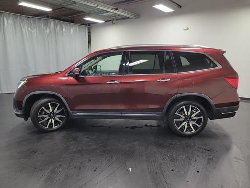 2019 Honda Pilot Touring 8-Passenger